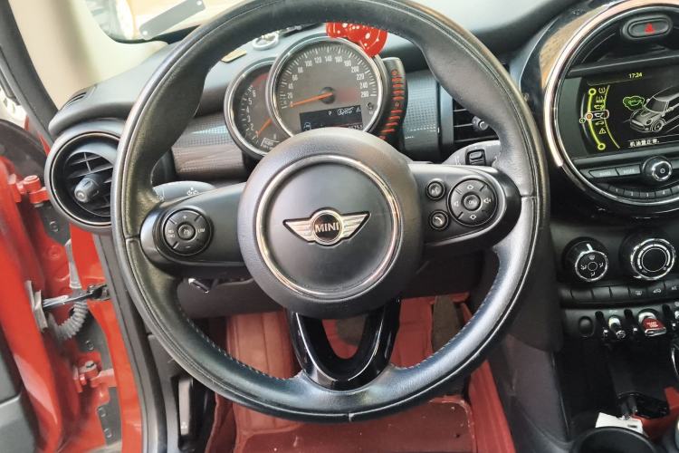 Used MINI 2014 1.5T COOPER Fun
