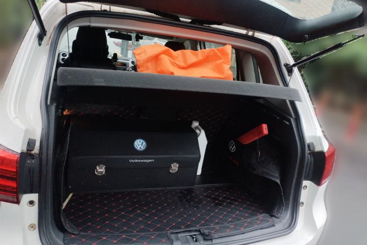 Used Volkswagen Tiguan 2013 1.8 TSI Automatic Two-Wheel Drive Comfort Edition Trunk