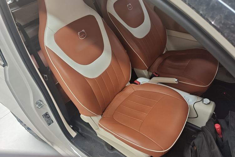 Used Wuling Hongguang MINIEV 2024 3rd Generation 215km Youth Edition Right Front Seat