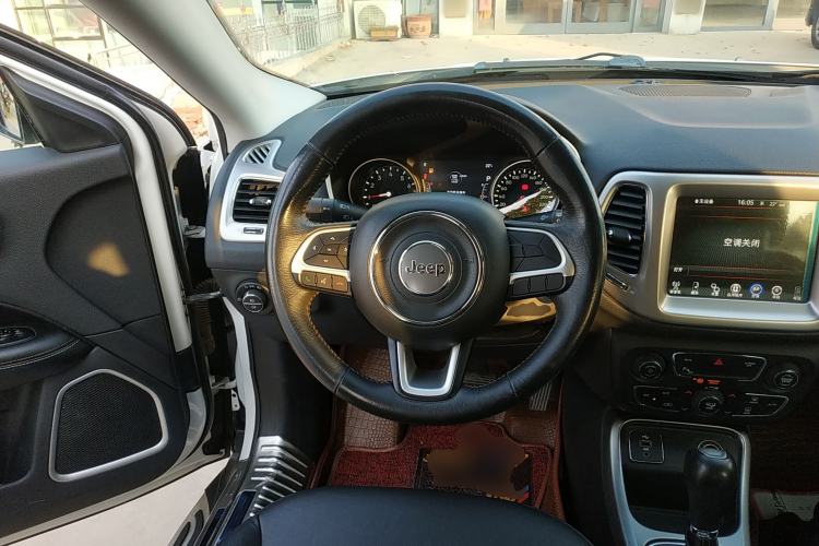 Used Jeep Compass 2017 200T Automatic Family Edition