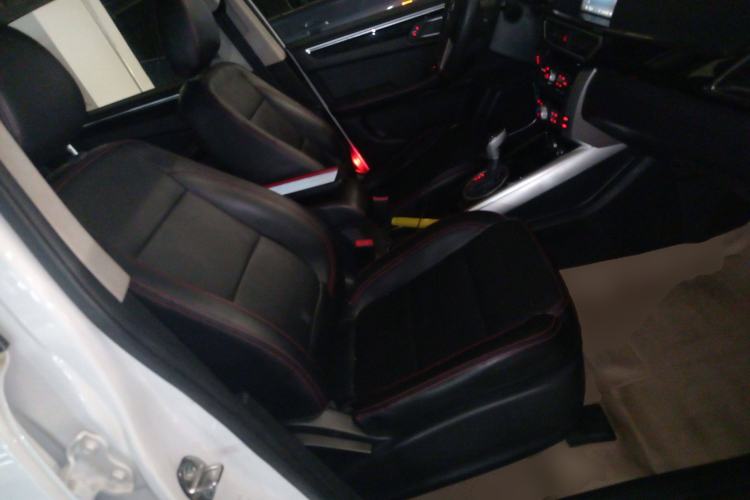 Used Zotye Domy X5 2015 1.5T CVT ZhiXian Trim China V Standard