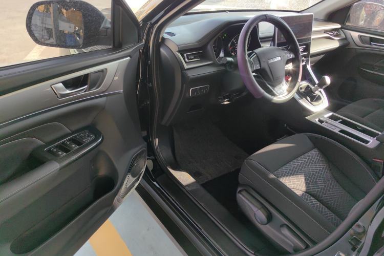 Used Haval M6 2023 PLUS 1.5T Manual Elite Smart Connectivity Model
