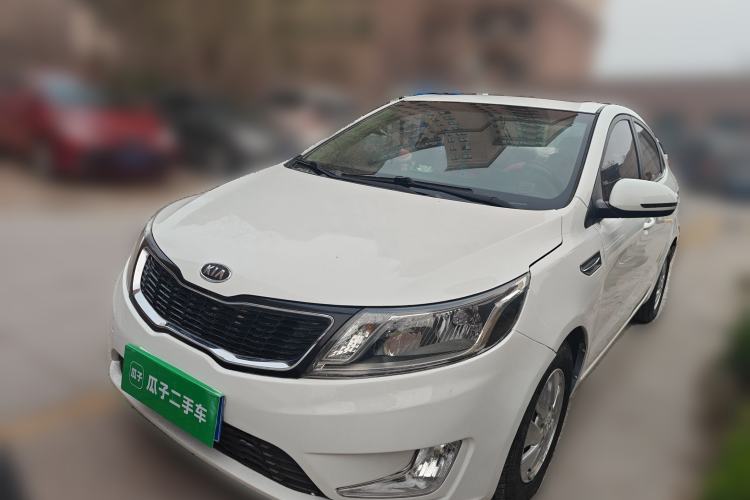 Used Kia K2 2011 Sedan 1.4L MT TOP