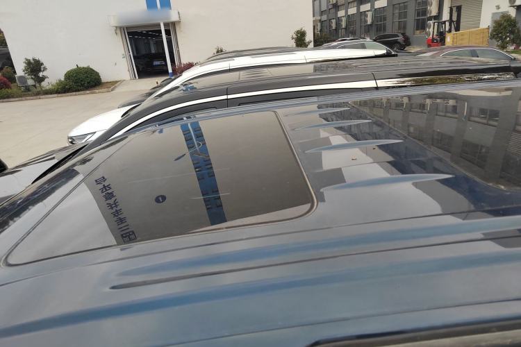 Used VOYAH Dream 2025 PHEV Four-Wheel-Drive Flagship Kunpeng Edition
