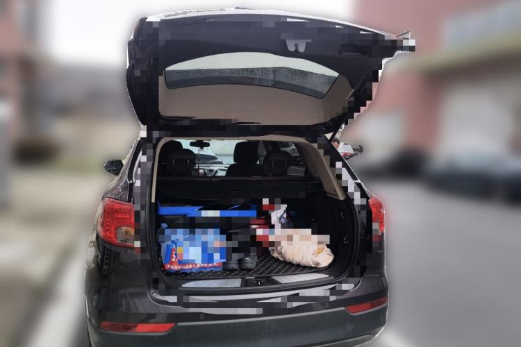 Used Buick Envision 2017 20T Two-Wheel Drive Elite Version Trunk