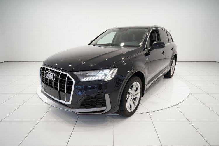 Used Audi Q7 2021 55 TFSI quattro S line Sport model