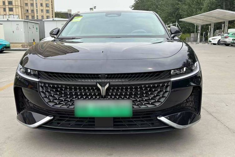 Used VOYAH PASSION 2024 PHEV Four-Wheel Drive Ultra-Long Range Flagship Model
