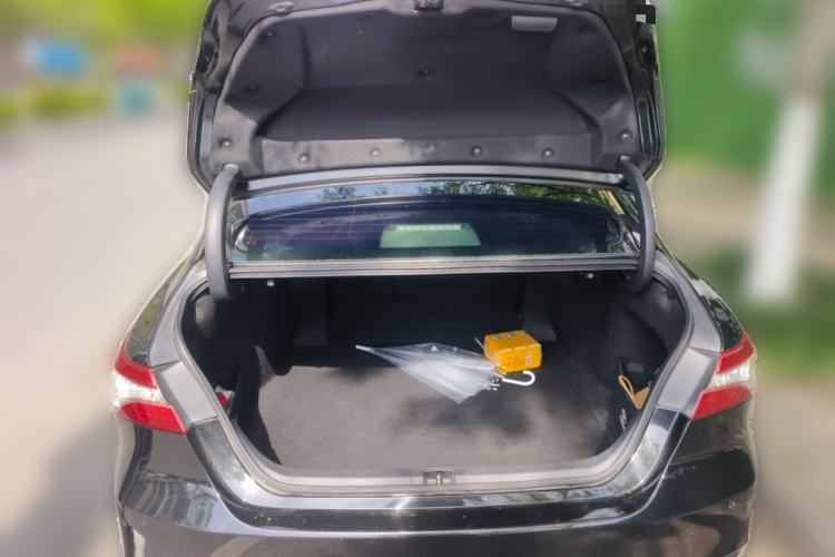 Used Toyota Camry 2018 2.5G Luxury Edition Trunk