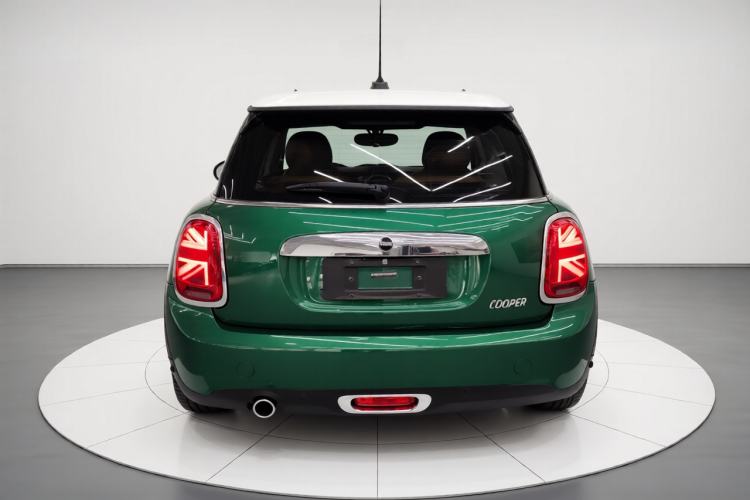 Used MINI 2020 1.5T COOPER Artist