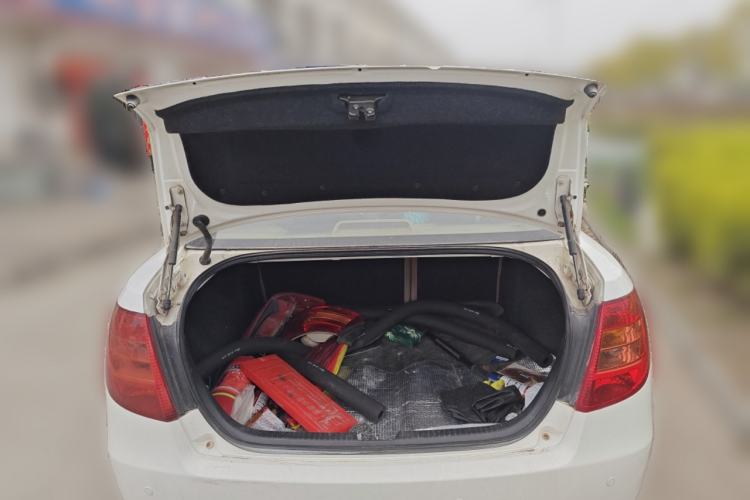 Used Bestune B50 2012 1.6L manual fashion version
