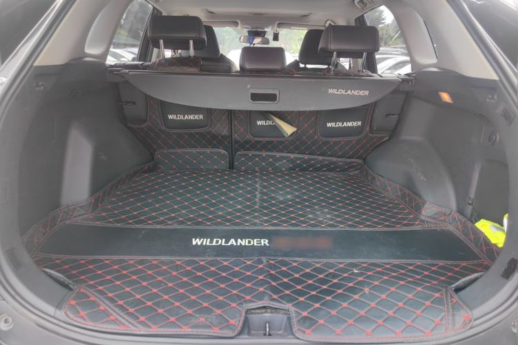 Used Toyota Wildlander 2022 2.0L CVT 4x4 Luxury PLUS Edition