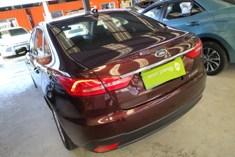 Used Ford Escort 2019 Revised 1.5L Automatic ZhiXiang Version China VI Standard
