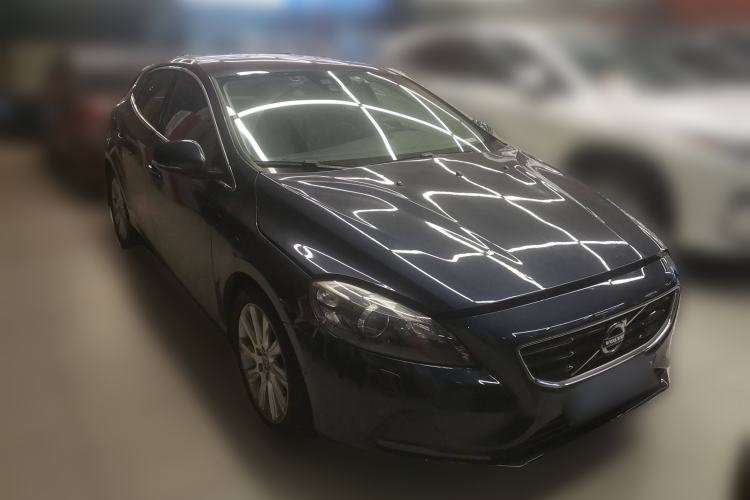 Used Volvo V40 2014 2.0T Zhiya Edition