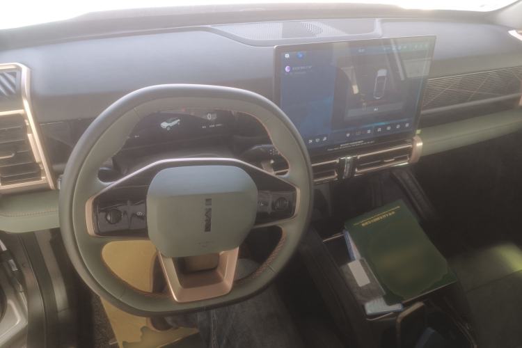 Used iCAR 03 2024 501km Two-Wheel Drive Long-Range Version Center Console