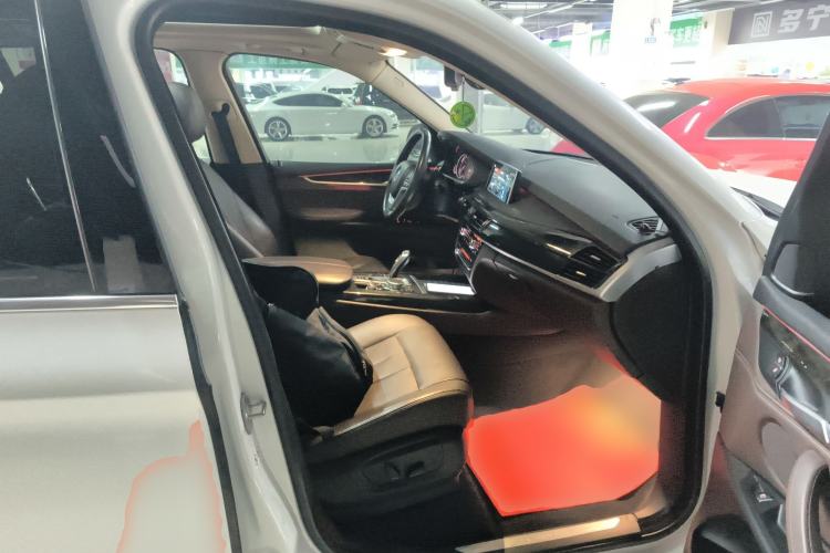 Used BMW X5 2018 xDrive28i