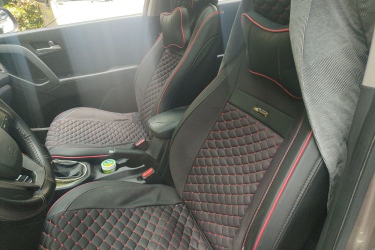 Used Hyundai ix25 2015 1.6L Automatic Two-Wheel Drive Smart GLS Trim Left Front Seat