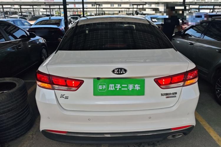 Used Kia K5 2016 2.0L Automatic GLS
