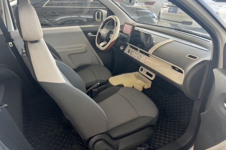 Used CHANGAN NEVO Lumin 2023 205km Xiangqin Version
