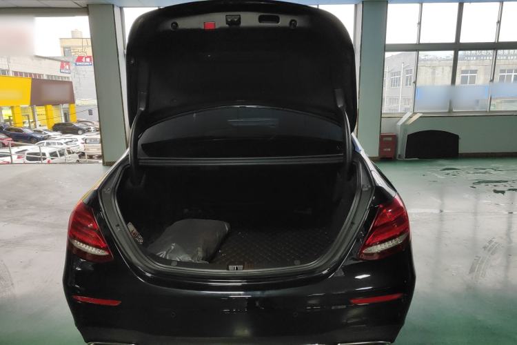 Used Mercedes-Benz E-Class 2020 Facelift E 260 L Sport Edition