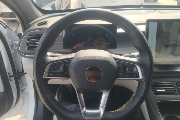 Used BYD Qin PLUS 2023 Champion Edition DM-i 120KM Beyond Model Steering Wheel