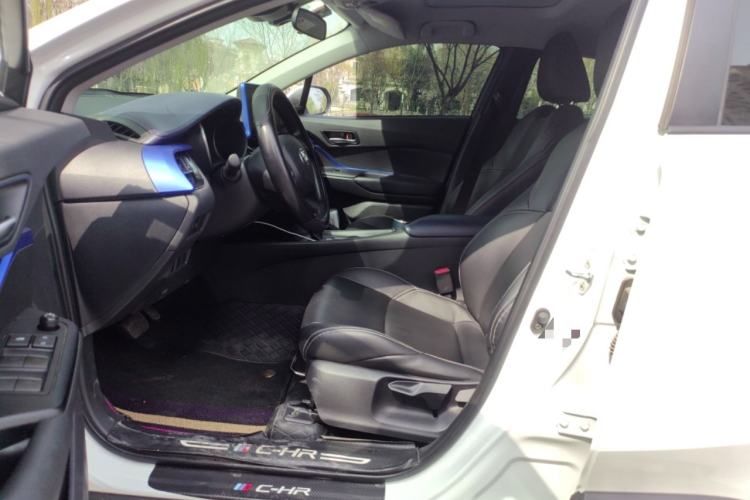 Used Toyota C-HR 2022 2.0L Comfort Edition Left Front Seat
