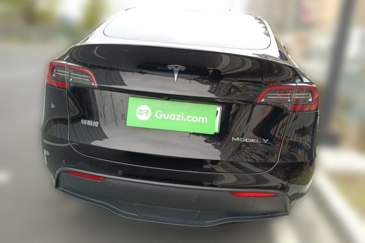 Used Tesla Model Y 2021 Long-Range All-Wheel-Drive Version 3D7