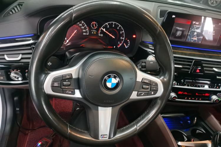 Used BMW 5 Series 2019 525Li M Sport Package
