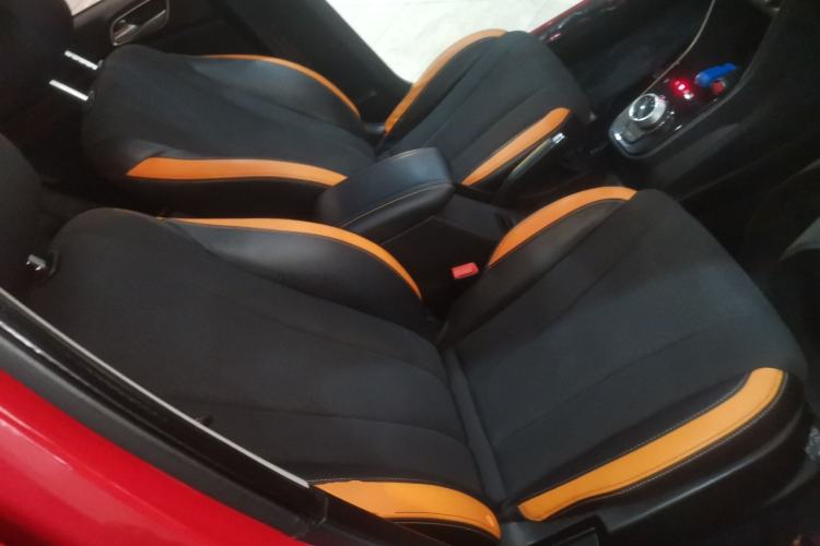 Used Baojun 310 2017 1.5L Automatic Fashion Model