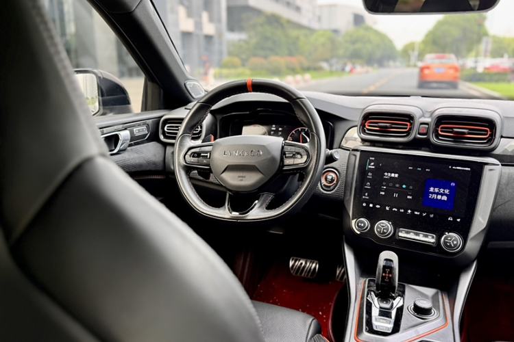 Used Lynk & Co 02 Hatchback 2021 2.0TD Halo