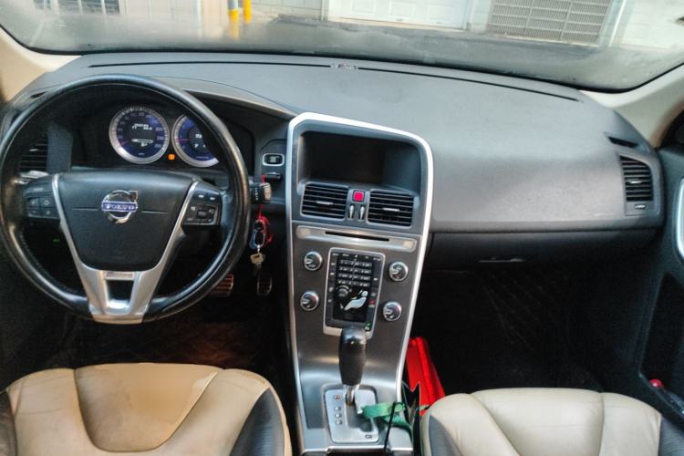 Used Volvo XC60 2011 2.0T Zhiya Edition