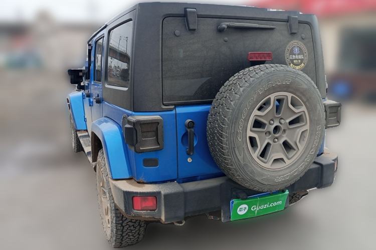 Used Jeep Wrangler 2015 3.0L Sahara Four-Door Edition