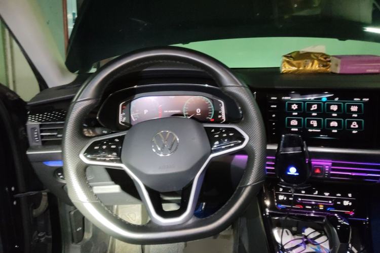 Used Volkswagen Passat 2023 Facelift 330TSI Luxury Edition
