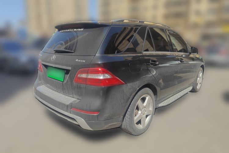 Used Mercedes-Benz M-Class 2012 ML 350 Luxury Edition Rear Right 45 Deg