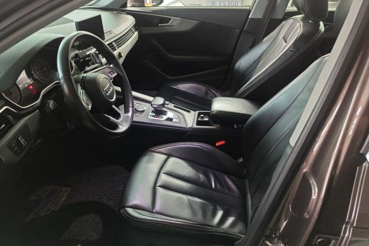 Used Audi A4L 2018 30th Anniversary Edition 40 TFSI Trendy Model
