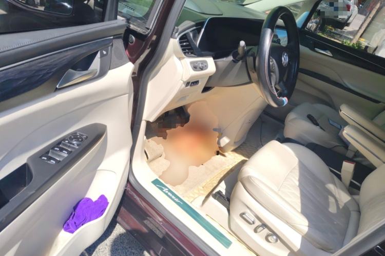 Used Buick GL8 2022 Avenir Aivia Six-Seat Deluxe Edition Driver Seat