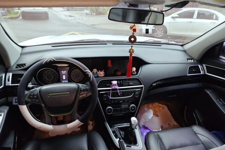 Used Leopaard CS10 2015 2.0T Manual Supreme Edition Center Console