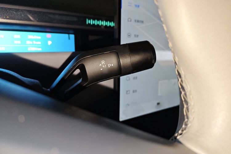 Used Lynk & Co Z10 2025 95 kWh 702 km All-Wheel Drive Intelligent Driving Ultra
