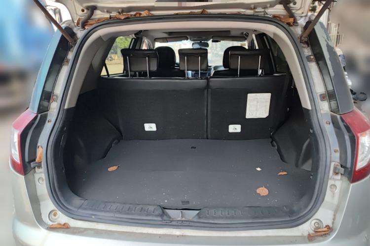 Used Geely Auto GX7 2012 2.0L Manual Executive Edition