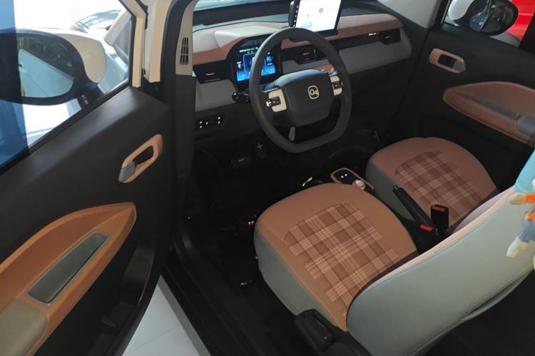 Used Chery QQ Ice Cream 2025 205km Qi Energy Version
