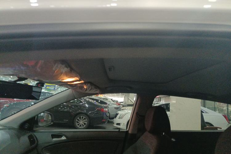 Used Hyundai Verna Ray 2014 1.4L Automatic GLX
