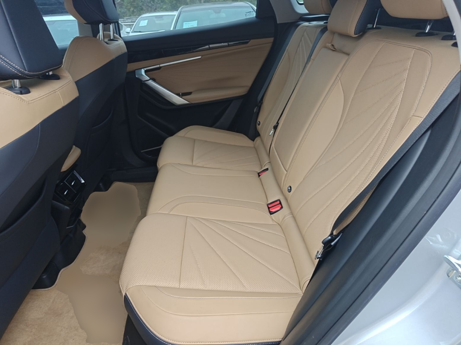 Geely Auto FX11 2023 1.5TD DCT Prestige Edition — снимка 20