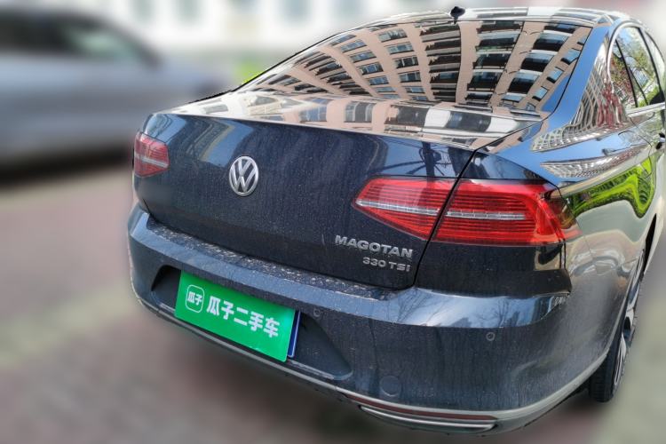 Used Volkswagen Magotan 2018 330TSI DSG Luxury Model Rear