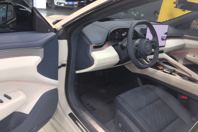 Used Zeekr 001 2025 WE Edition 95 kWh All-Wheel Drive Driver Seat