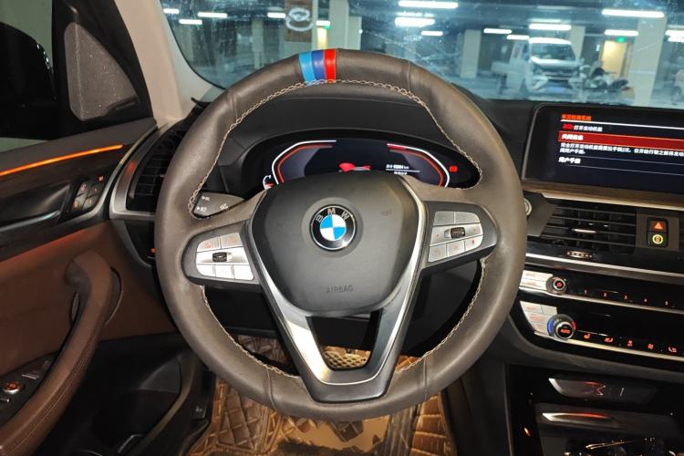 Used BMW X3 2020 xDrive28i Luxury Package Steering Wheel