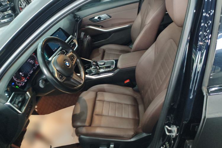 Used BMW 3 Series 2021 Second Facelift 320Li M Sport Package
