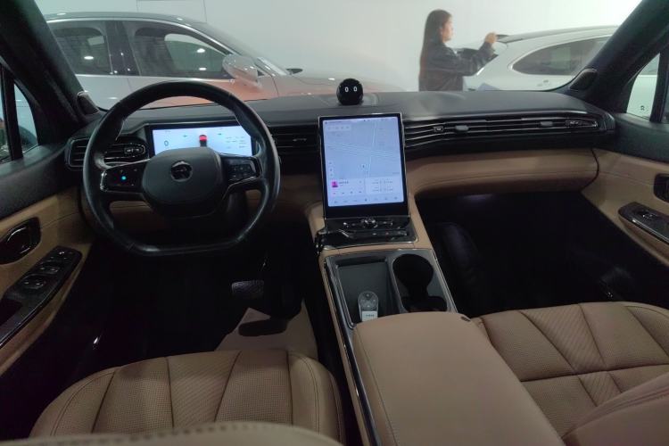 Used Nio ES8 2020 415 km Range 6-Seater Version