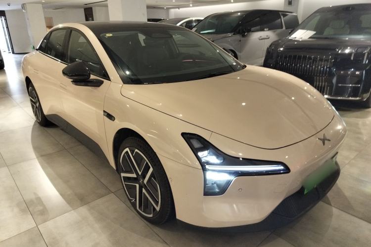 Used XPeng MONA M03 2025 600 with Ultra-Long Range Max Front Right 45 Deg