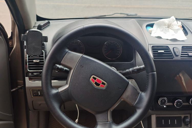 Used Geely Auto Classic Emgrand 2012 Sedan 1.5L Manual Comfort Model Steering Wheel