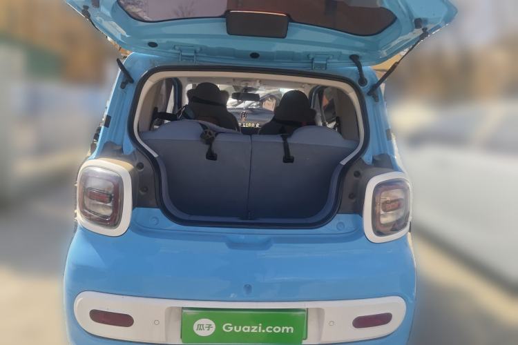 Used Bestune Pony 2024 122km range cute pony
