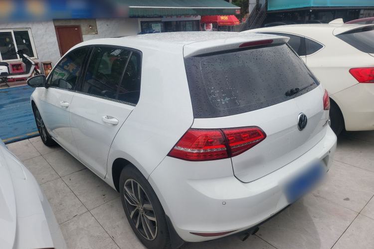 Used Volkswagen Golf 2016 230TSI Automatic Luxury Version Rear Left 45 Deg